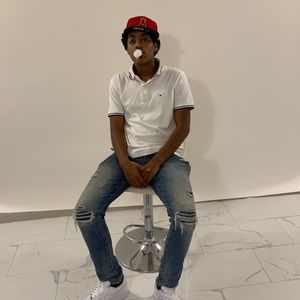 Meet your Posher, Jai